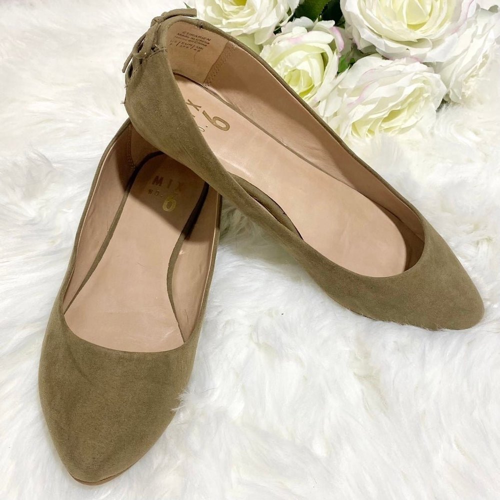 Mix No. 6 Olive Green Faux Suede Corset Back Etirarien Flats